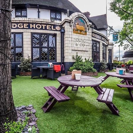 Bridge Hotel Greenford  Dış mekan fotoğraf