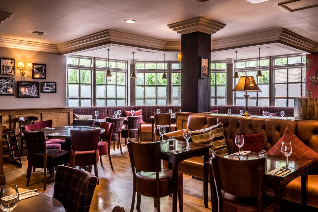 Bridge Hotel Greenford  Dış mekan fotoğraf