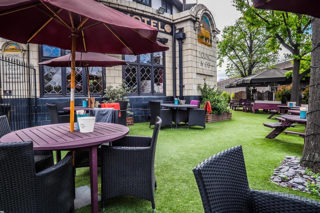 Bridge Hotel Greenford  Dış mekan fotoğraf
