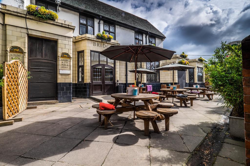 Bridge Hotel Greenford  Dış mekan fotoğraf