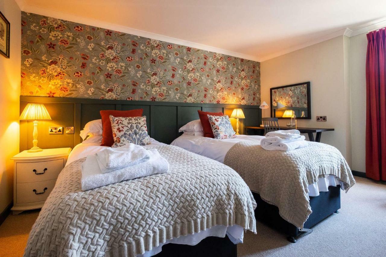 Bridge Hotel Greenford  Dış mekan fotoğraf