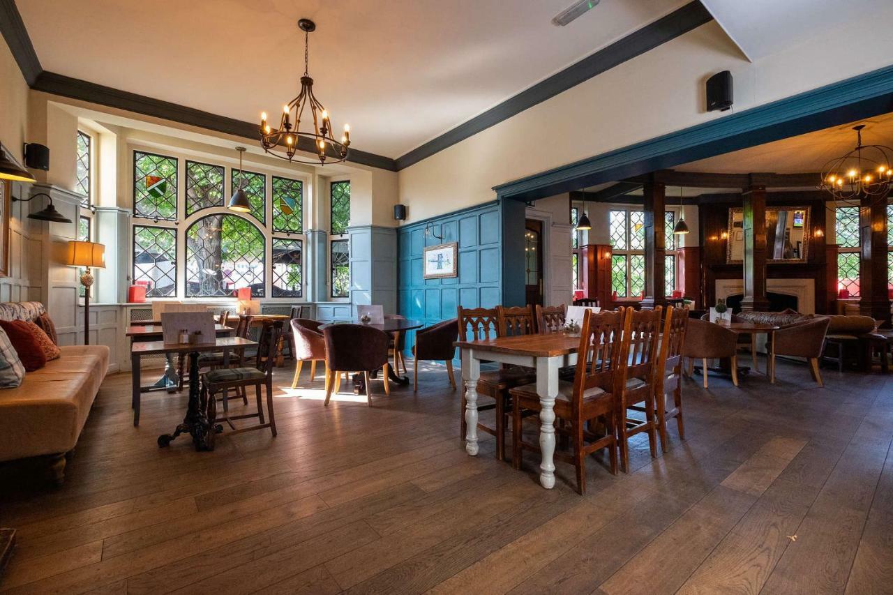 Bridge Hotel Greenford  Dış mekan fotoğraf